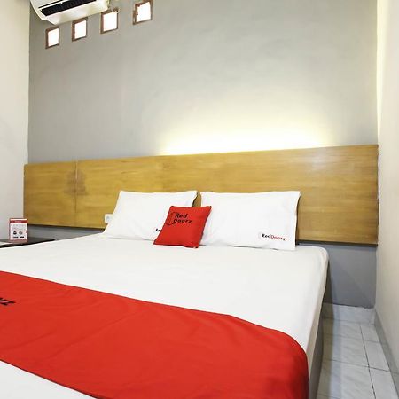 Reddoorz Near Juanda Airport T1 Hotel Brebek Exterior foto