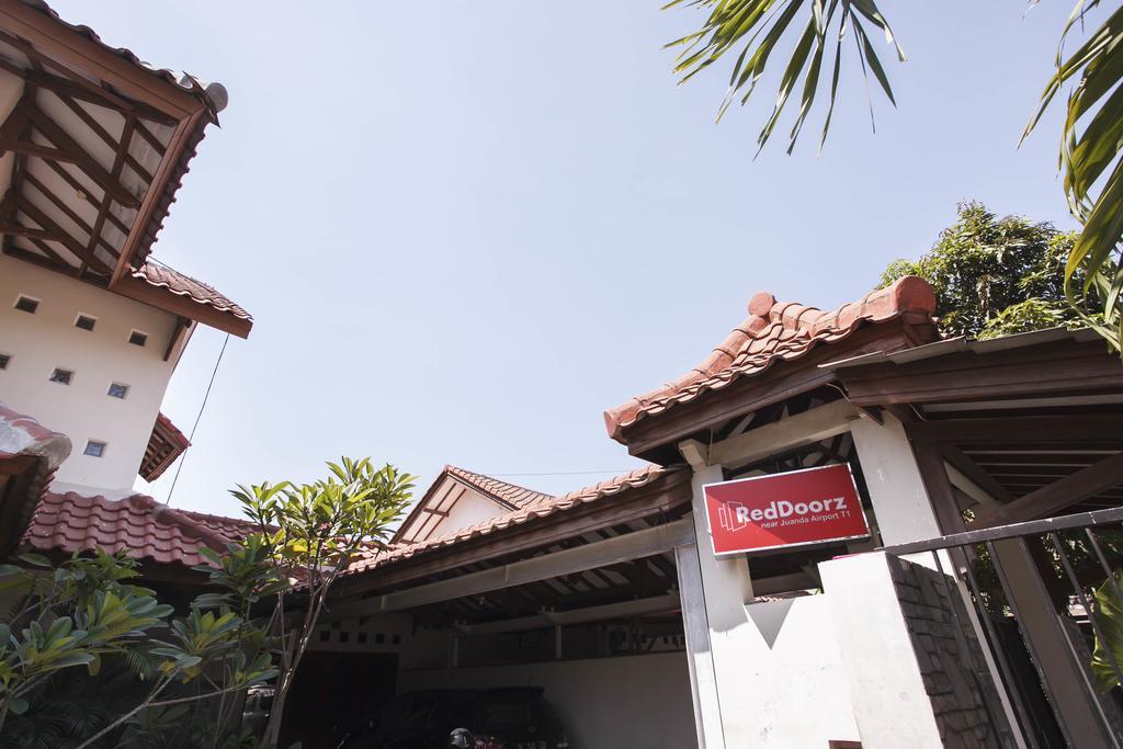 Reddoorz Near Juanda Airport T1 Hotel Brebek Exterior foto