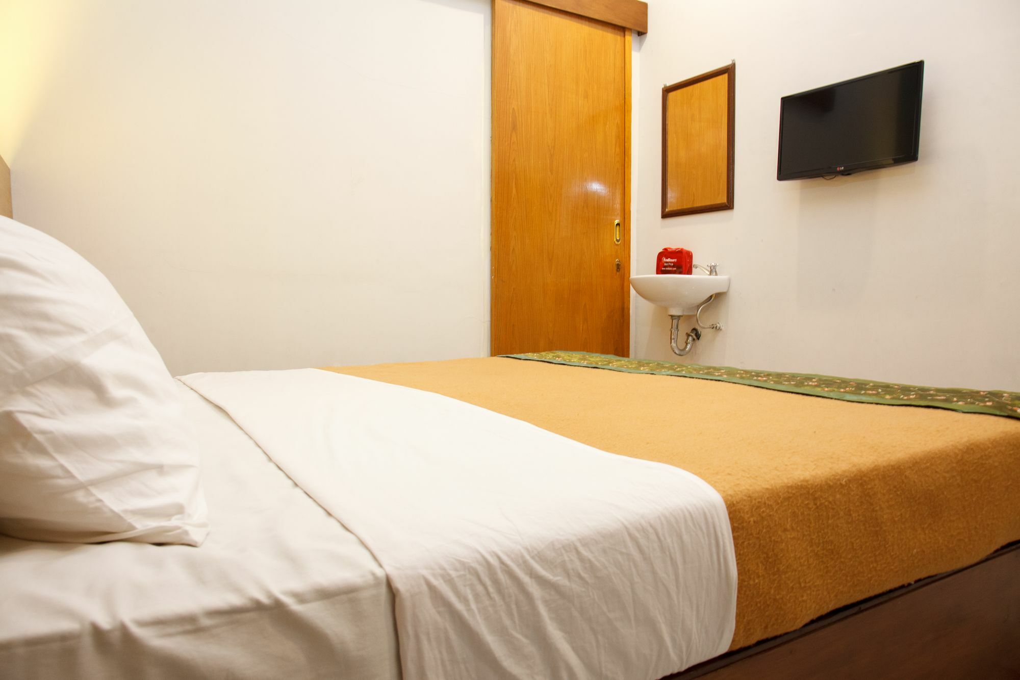 Reddoorz Near Juanda Airport T1 Hotel Brebek Exterior foto